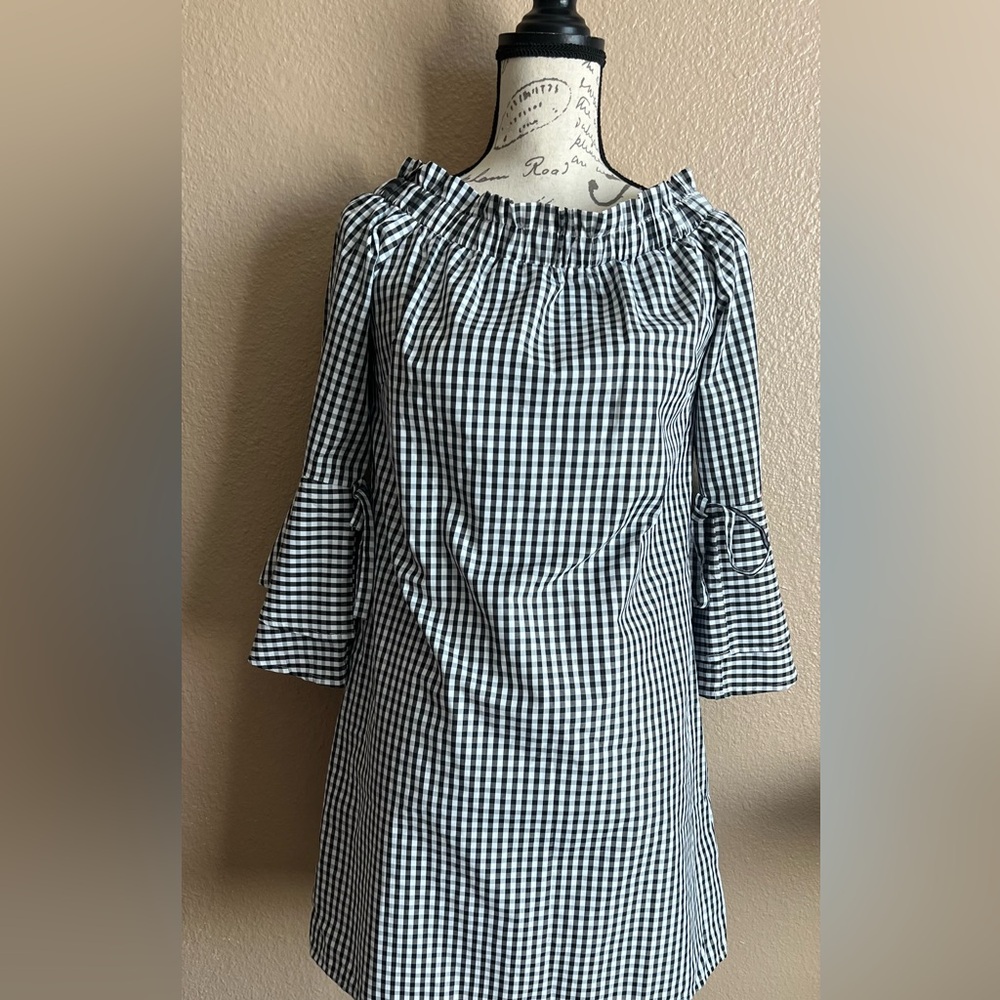 StyleHouse Gingham Off-the-Shoulder Flare Tier Bell Sleeves Short Dress - Picture 12 of 12